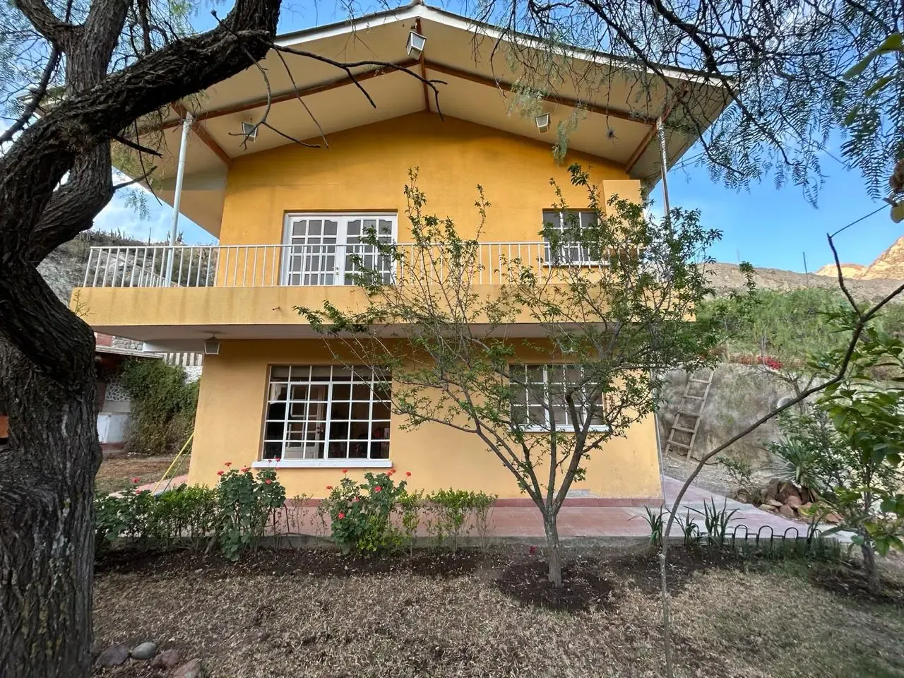 Foto 1 de Casa Rio Abajo 1.000 mtrs²