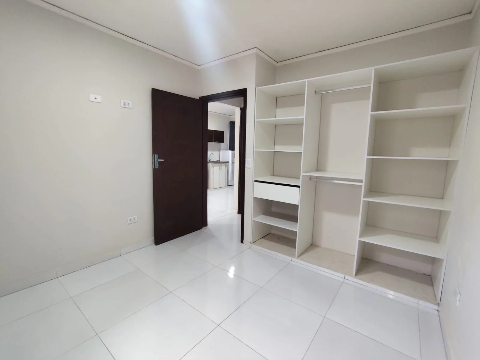 Foto 5 de 🏡 En venta de ocasión Departamento a estrenar de 2 Dormitorios con parqueo Urbanización Viru Viru Fase II – Zona Norte S