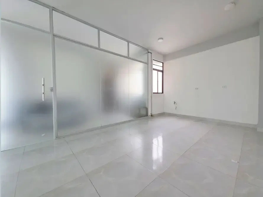 Foto 6 de Ambiente Comercial en Alquiler para Consultorios Medicos o Oficinas