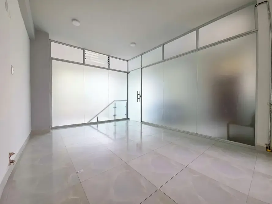 Foto 4 de Ambiente Comercial en Alquiler para Consultorios Medicos o Oficinas