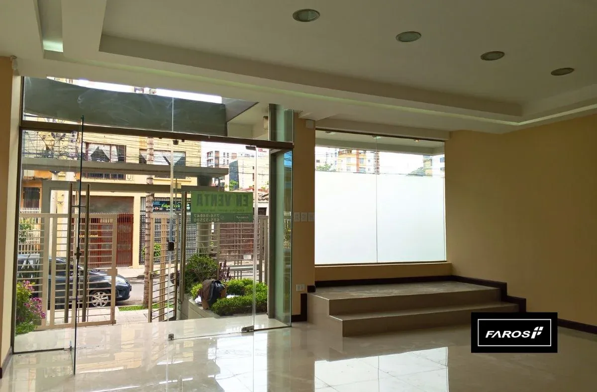 Foto 3 de Local Comercial En Venta Sup 68 M2 A Cuadra De El Prado Y Av. Ramón Rivero
