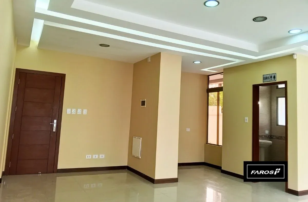 Foto 2 de Local Comercial En Venta Sup 68 M2 A Cuadra De El Prado Y Av. Ramón Rivero