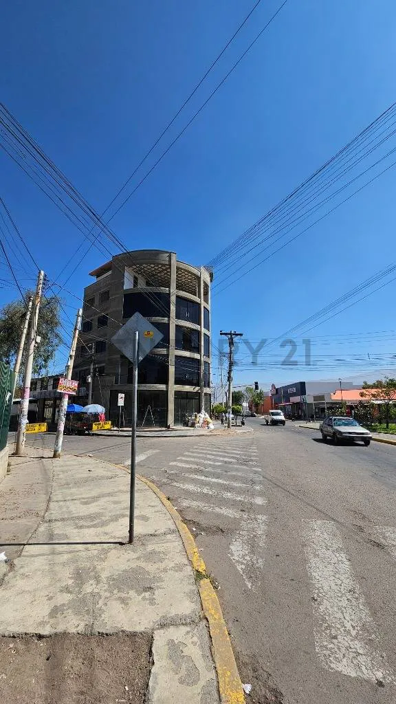 Foto 4 de Alquiler Piso Comercial Completo: 287 m² en Loreto sobre Av. De la Patria