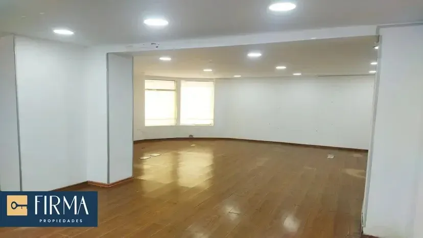 Foto 4 de Casa Comercial en Alquiler en Calacoto