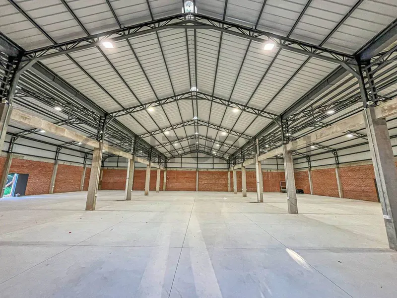 Foto 6 de Galpón en Alquiler – Av. Alemana