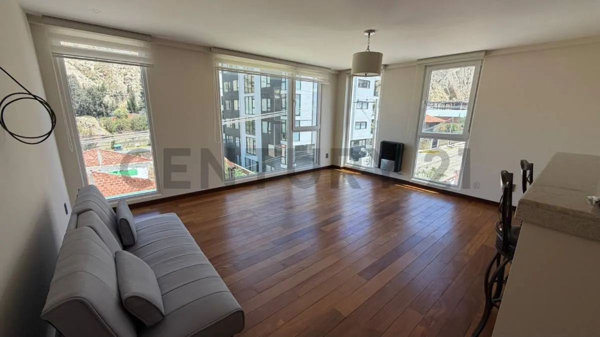 Foto 2 de Departamento de Un Dormitorio en Alquiler – 88,49 M² Edificio Riviera Margarita