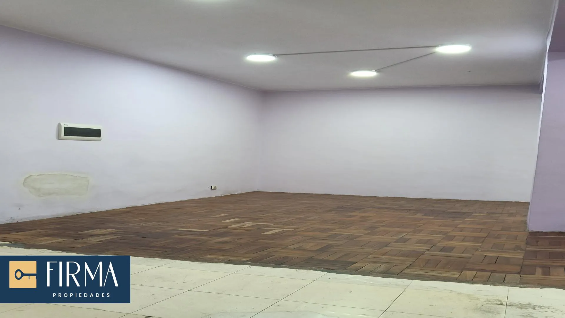 Foto 4 de Compra Este Local Comercial en El Centro