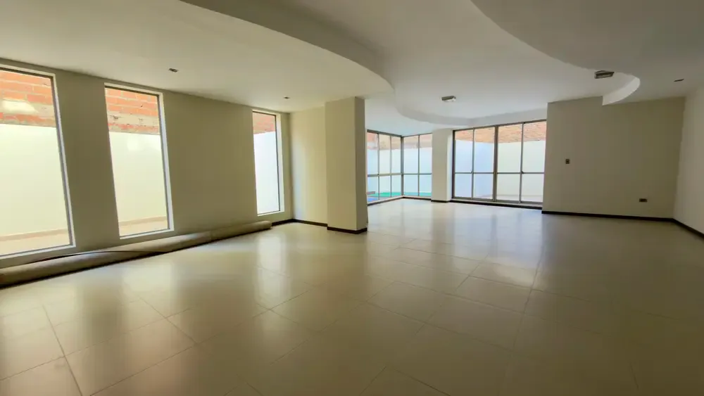 Foto 5 de ✨ Departamento Amoblado en Alquiler | Excelente Ubicación, Luz Natural y 2 Balcones