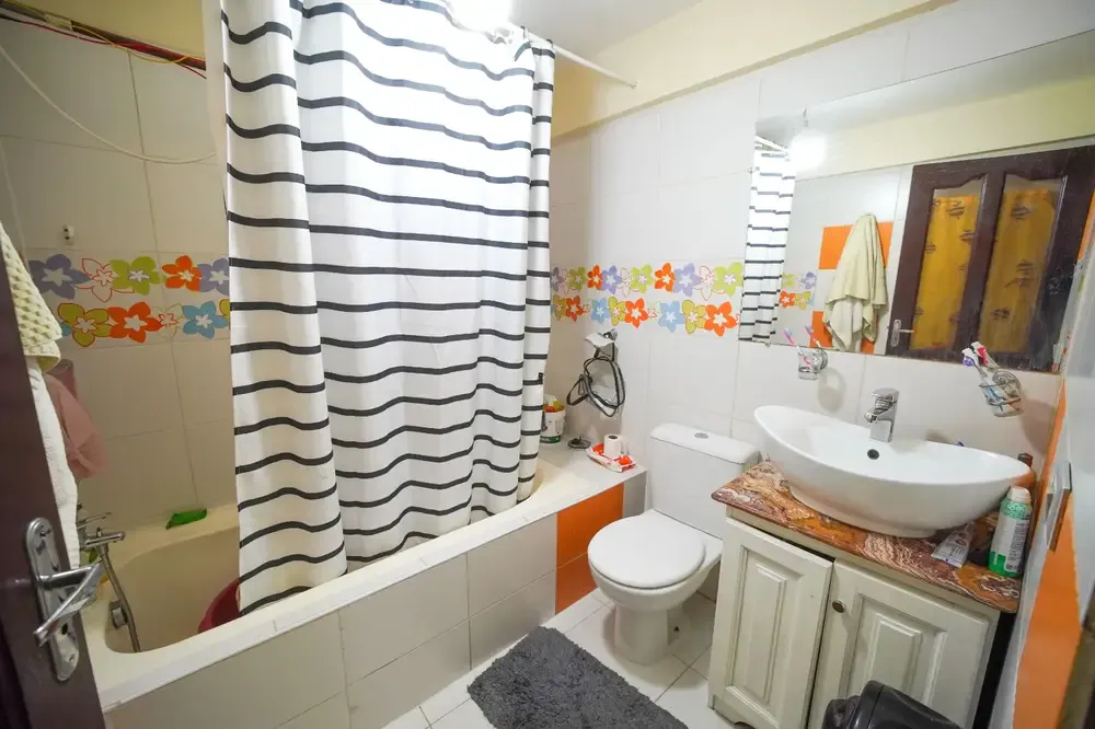 Foto 13 de Casa en Venta con Tienda - Zona Temporal