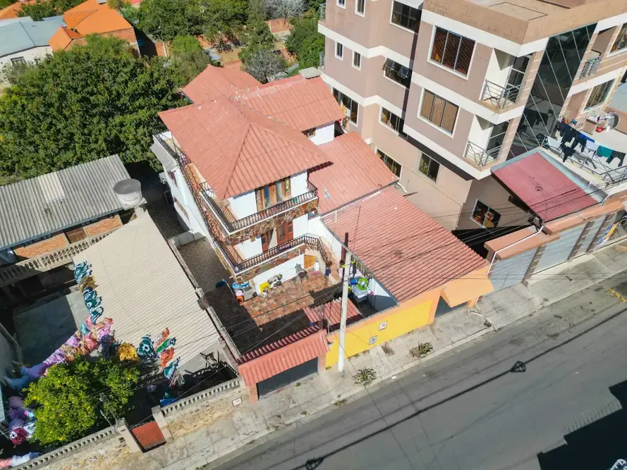 Foto 5 de Casa en Venta con Tienda - Zona Temporal