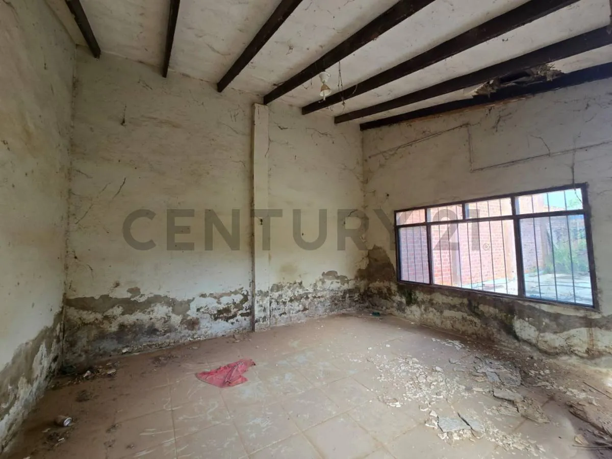 Foto 9 de En Excelente Ubicación, a Precio de Terreno, para Remodelación!!