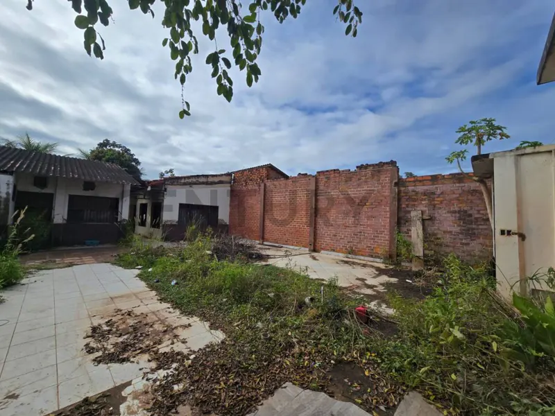 Foto 15 de En Excelente Ubicación, a Precio de Terreno, para Remodelación!!