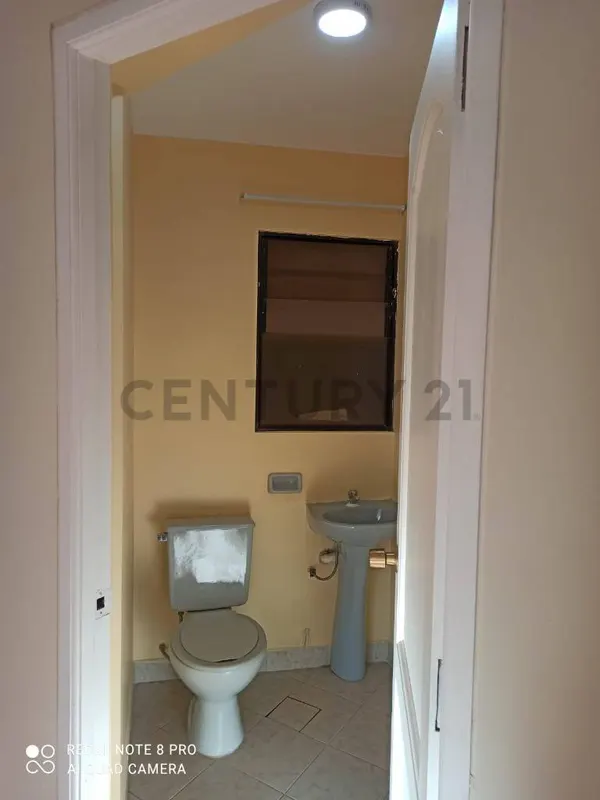 Foto 10 de Departamento de 3 Dormitorios en Anticretico - Alto Obrajes