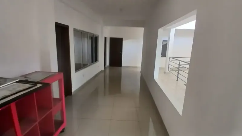 Foto 11 de Edificio Comercial en El 4to Anillo y Av. Virgen de Cotoca