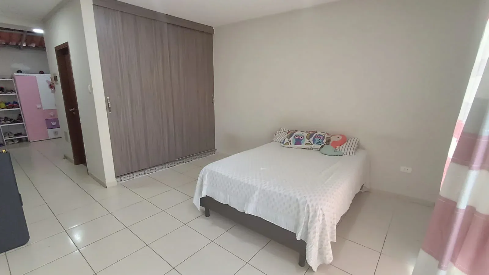 Foto 1 de Monoambiente con Patio en Venta - Zona Sur
