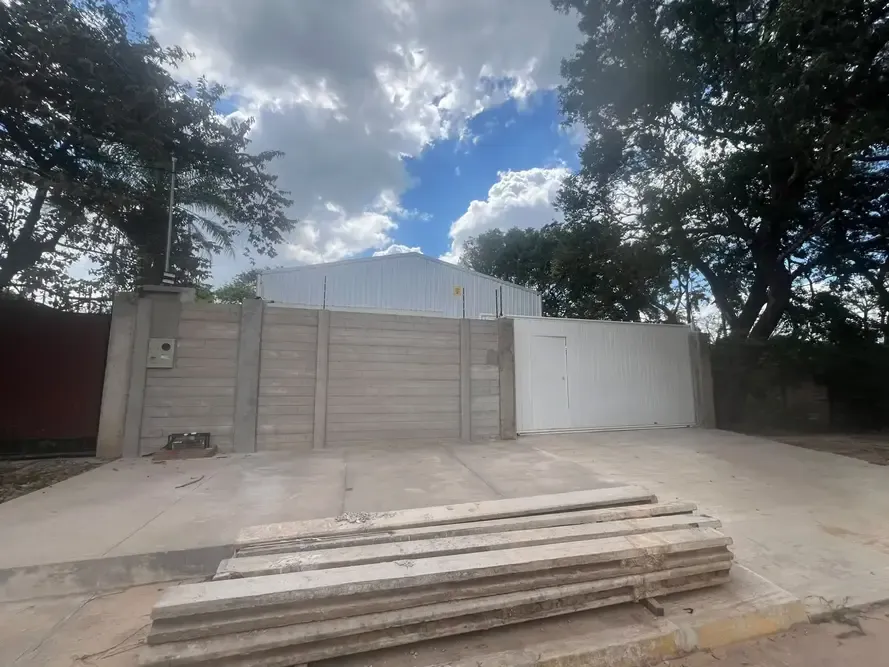 Foto 1 de Galpón comercial con ubicación estratégica en Cotoca