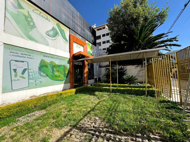 Foto 11 de Local Comercial en Venta
