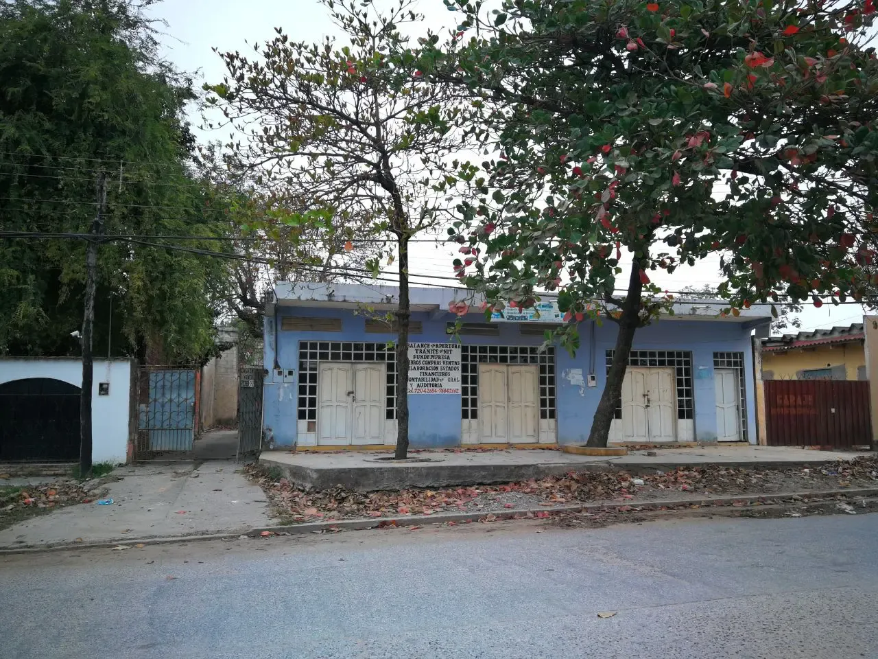 Foto 5 de Local Comercial en Av. Naval