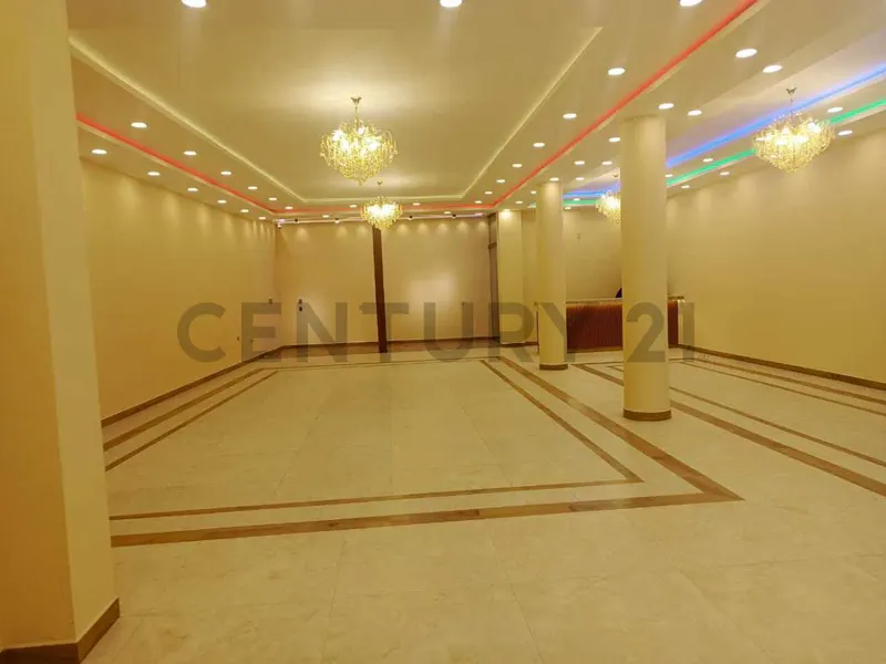 Foto 7 de Ambiente Comercial de lujo en Alquiler
