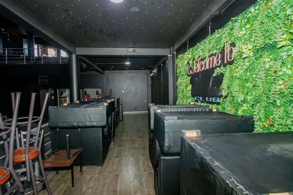 Foto 3 de Edificio con Discoteca y Departamentos en Punata - en Venta
