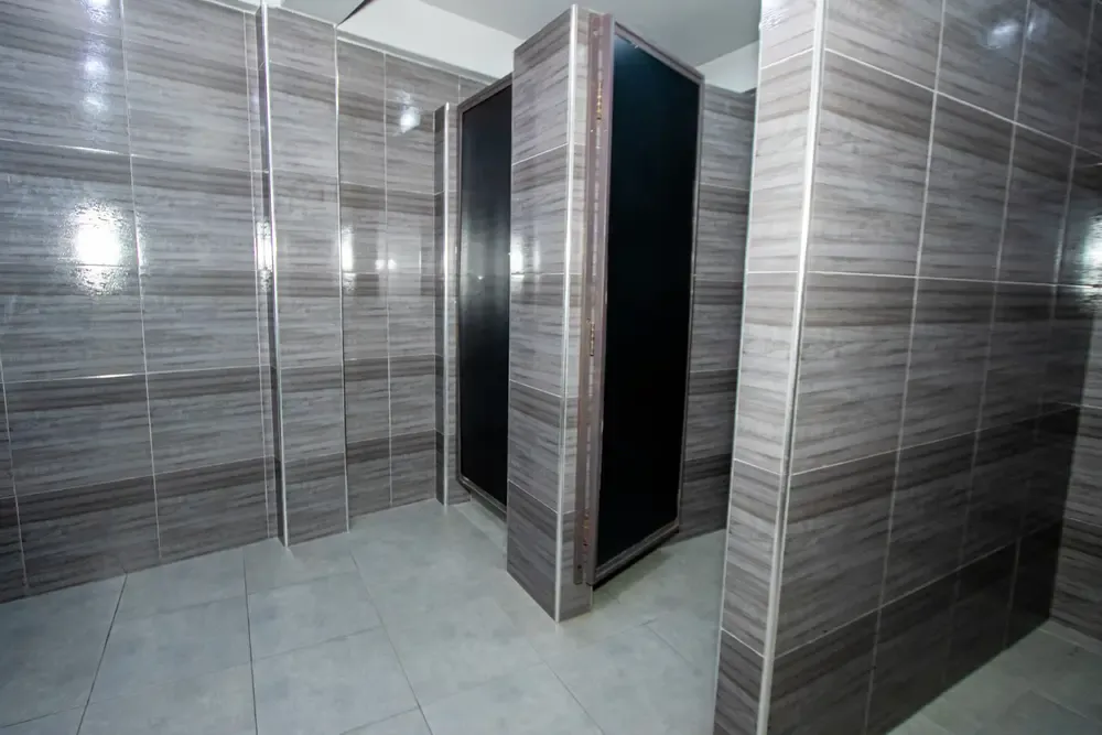 Foto 8 de Edificio con Discoteca y Departamentos en Punata - en Venta