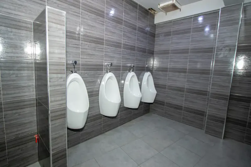 Foto 7 de Edificio con Discoteca y Departamentos en Punata - en Venta
