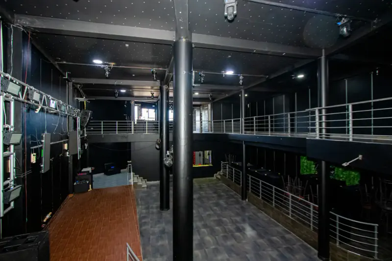 Foto 18 de Edificio con Discoteca y Departamentos en Punata - en Venta