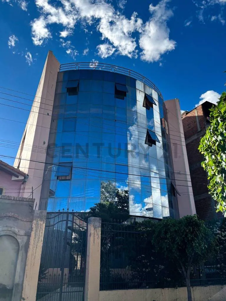 Foto 1 de Edificio en Venta -Vivienda y Comercio