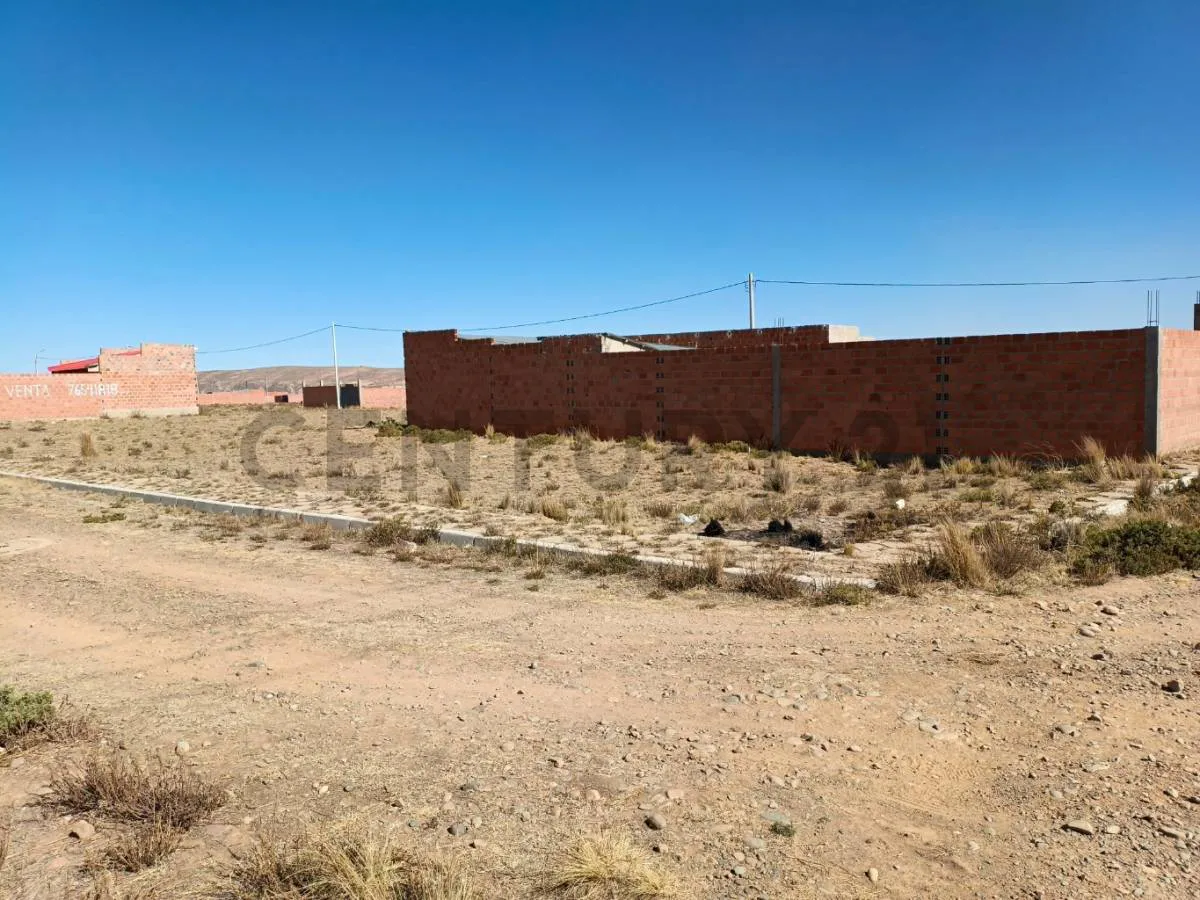 Foto 3 de Terreno en venta en esquina sobre Avenida