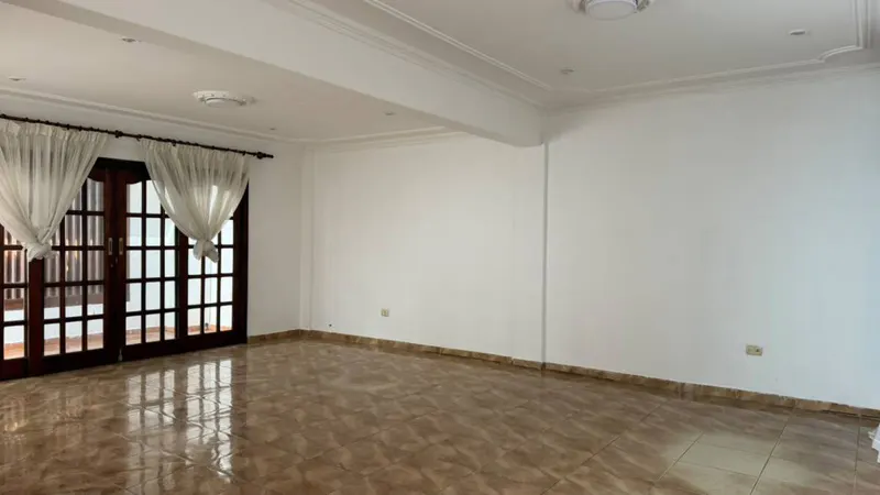 Foto 5 de CASA EN ALQUILER, EQUIPETROL