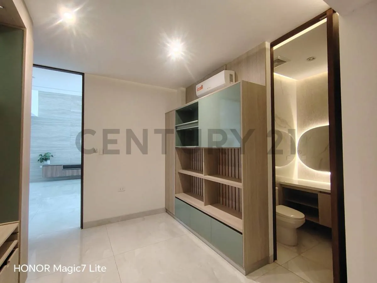 Foto 9 de Inmueble de Lujo, con Sistema Inteligente!!