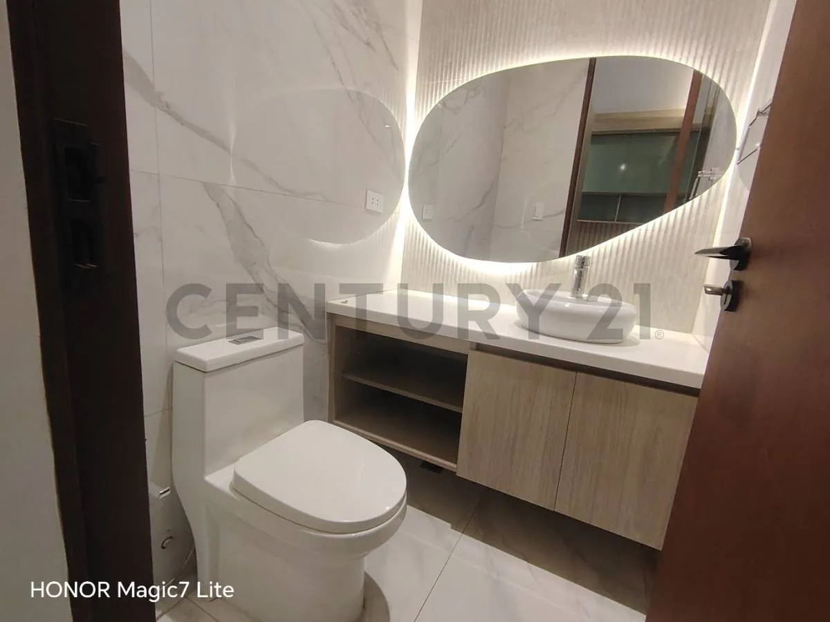 Foto 11 de Inmueble de Lujo, con Sistema Inteligente!!