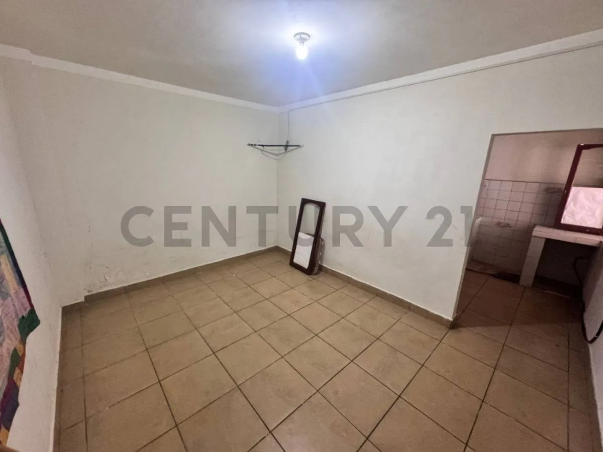 Foto 5 de En Alquiler Local Comercial con Cocina - B/ San Jorge I - Bs.-2.000