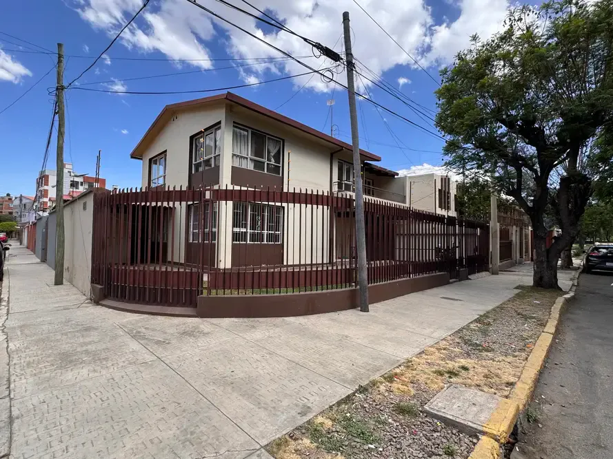 Foto 1 de Casa en Alquiler en La Recoleta | Cochabamba