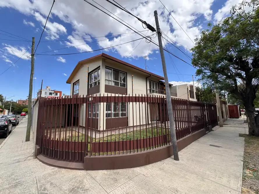 Foto 2 de Casa en Alquiler en La Recoleta | Cochabamba