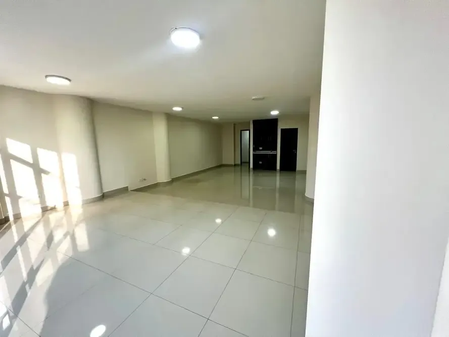 Foto 4 de Oficina en Venta Edificio Boston - Centro de Cochabamba