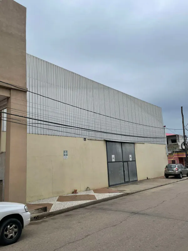 Foto 6 de En alquiler Galpón cerrado de 750m², zona norte en Montero