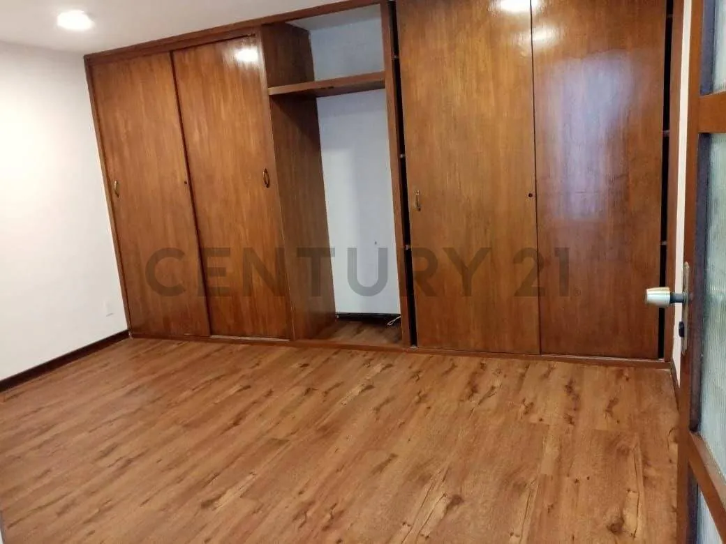 Foto 4 de Local Comercial en Alquiler en San Miguel con vista a la calle