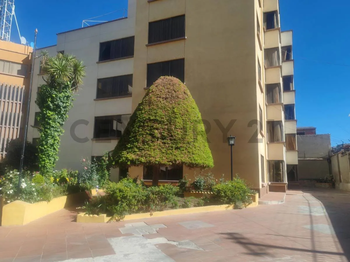 Foto 2 de Venta Garzonier y parqueo Condominio Cota Cota, Laguna Cota Cota