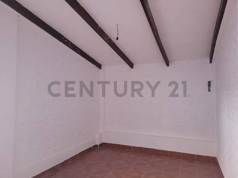 Foto 9 de Casa Comercial en Venta, Calle Guatemala - Zona La Madona