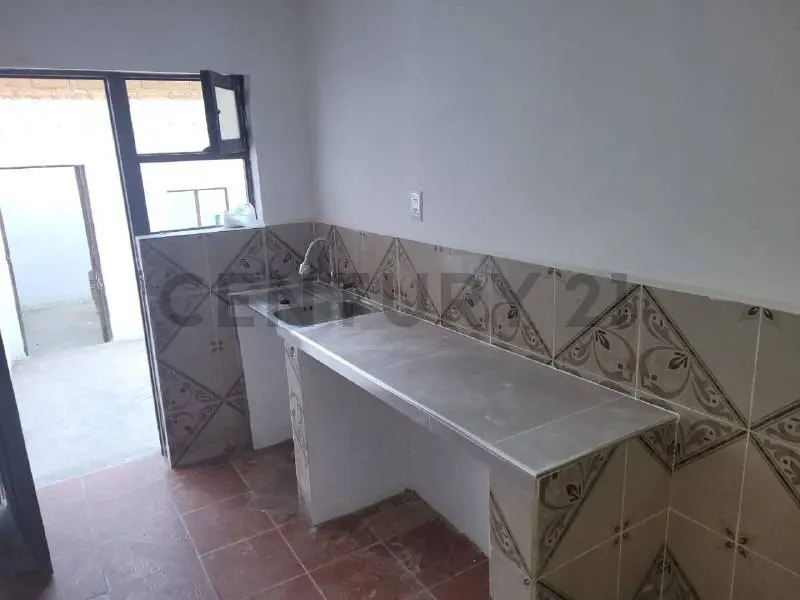 Foto 11 de Casa Comercial en Venta, Calle Guatemala - Zona La Madona
