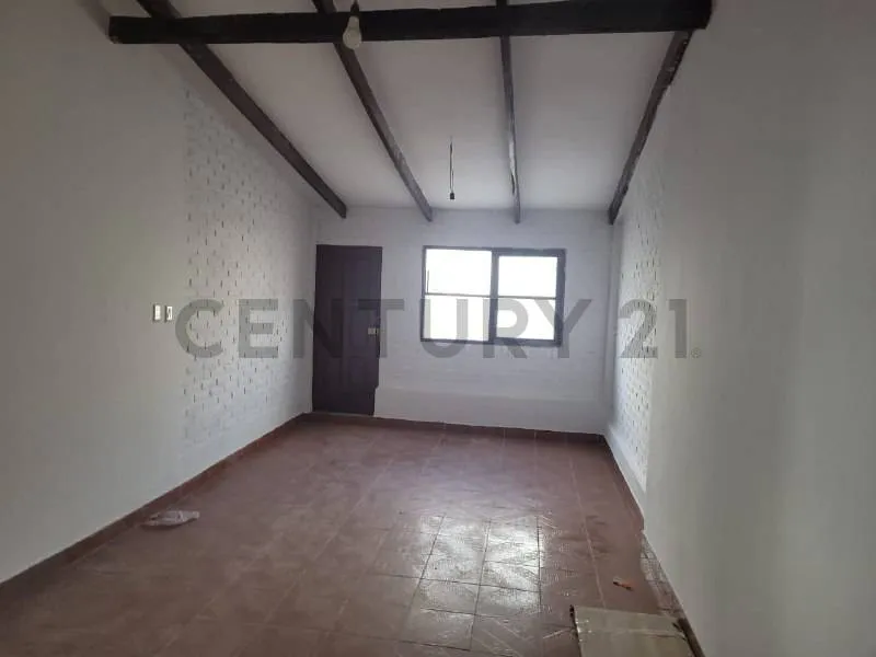 Foto 8 de Casa Comercial en Venta, Calle Guatemala - Zona La Madona