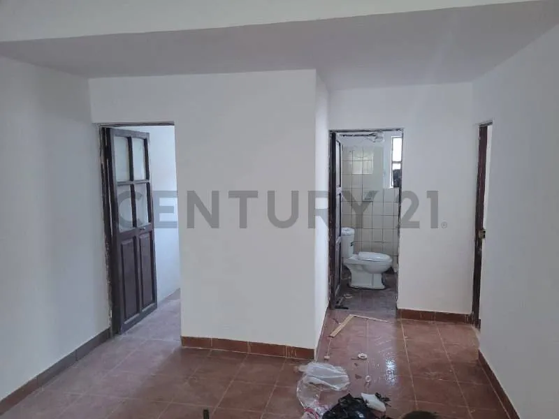 Foto 6 de Casa Comercial en Venta, Calle Guatemala - Zona La Madona