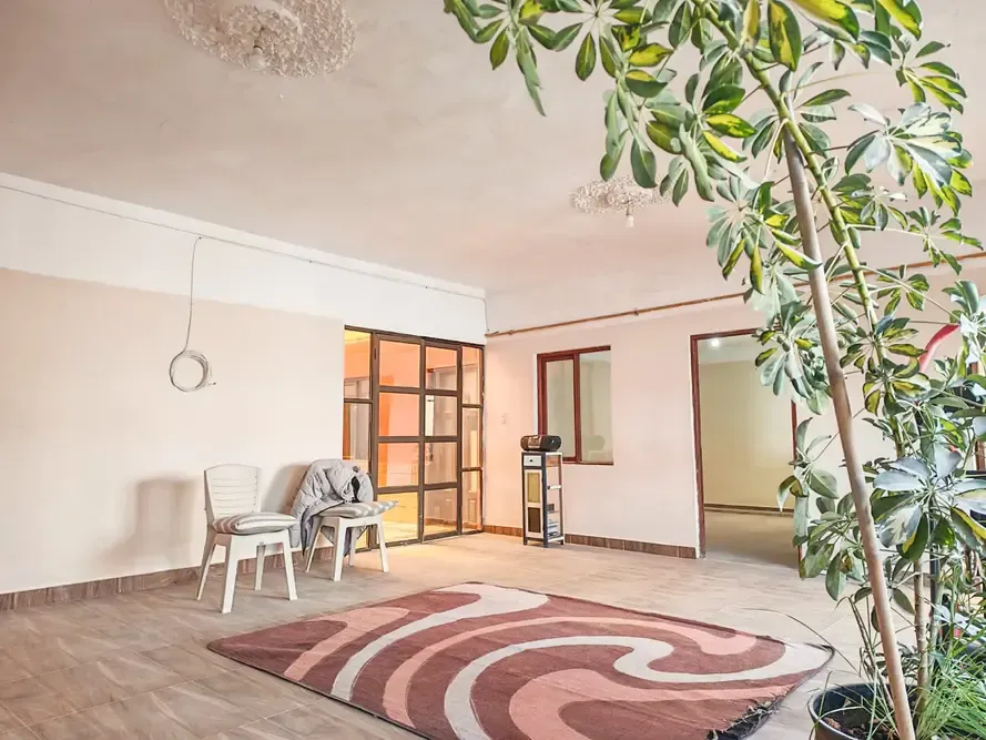 Foto 1 de Casa en Venta en Urbanización La Aurora - Amplia y Funcional para Tu Familia