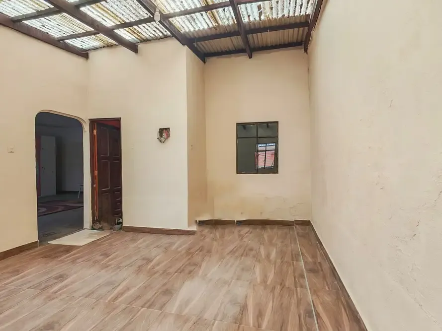 Foto 3 de Casa en Venta en Urbanización La Aurora - Amplia y Funcional para Tu Familia