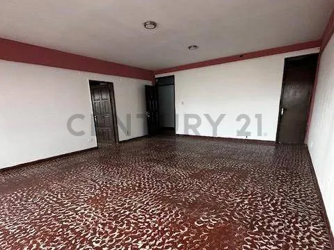 Foto 2 de Oficinas en Alquiler a media cuadra de la Plaza 24 de Septiembre