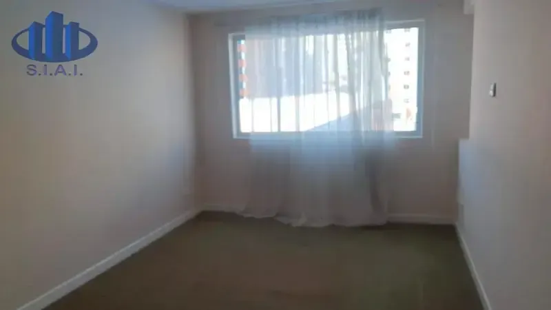 Foto 3 de Departamento en Alquiler de 3 dormitorios en Calacoto