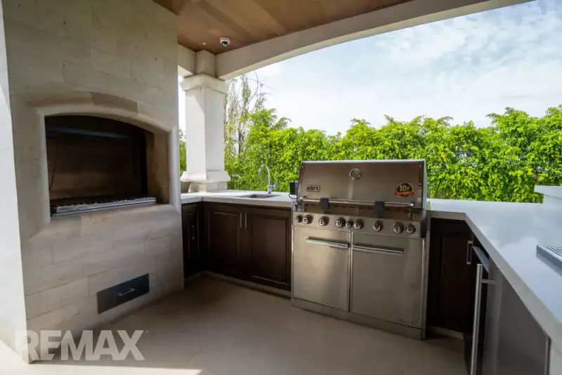 Foto 17 de Hermosa Casa en Venta - Urb El Bosque Sur