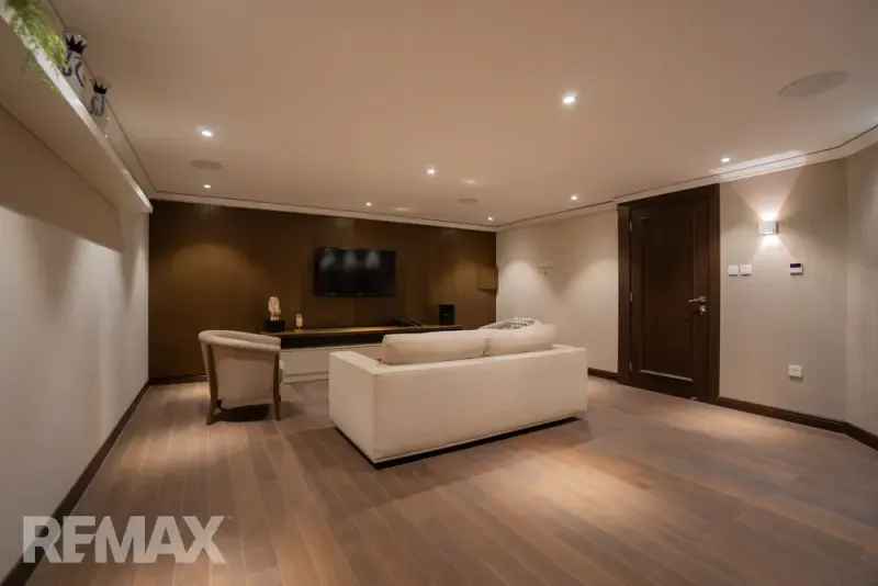 Foto 12 de Hermosa Casa en Venta - Urb El Bosque Sur