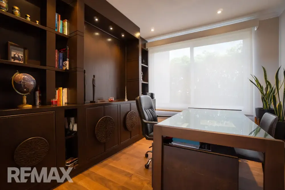 Foto 6 de Hermosa Casa en Venta - Urb El Bosque Sur